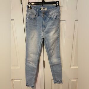Free people skinny light wash jeans 25